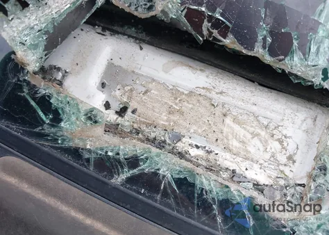 2018 Dodge Durango Srt Awd z USA, uszkodzony, nr VIN 1C4SDJGJ0JC205707